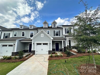 11026 Pagebrook Ln, Charlotte, NC 28214 - photo 2