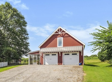 4588 S Carolina 14, Greer, SC 29651 - photo 2