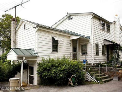 833 Redland Rd, Cross Junction, VA 22625 - photo 3