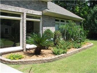 Close up on that manicured landscaping.