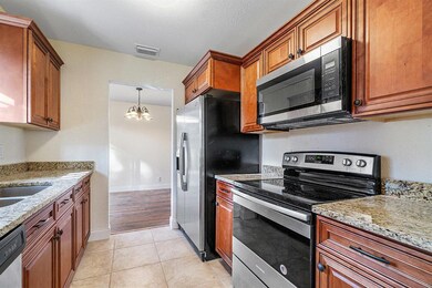 6929 Massachusetts Dr, Lake Worth, FL 33462 - photo 7