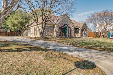 3301 Oakdale Ct, Hurst, TX 76054 - photo 3