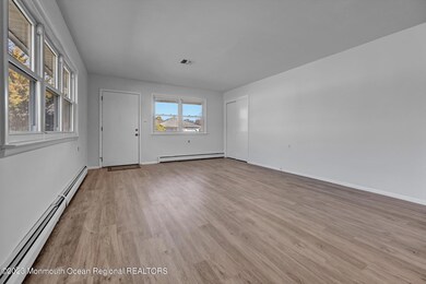 43 Georgetown Dr, Toms River, NJ 08757 - photo 3