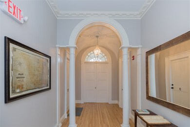 180 Middle St unit 2, Portsmouth, NH 03801 - photo 4