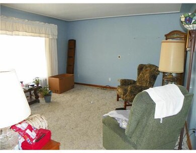 607 S Canal Rd, Lansing, MI 48917 - photo 4