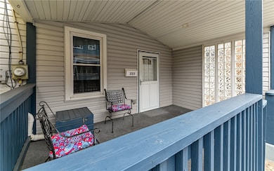 223 10th St, Aspinwall, PA 15215 - photo 4