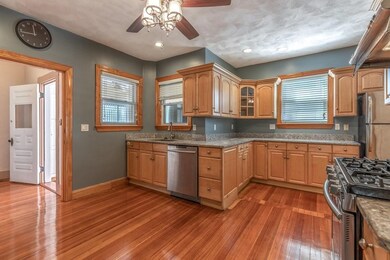 41 Clarendon St unit 1, Malden, MA 02148 - photo 6