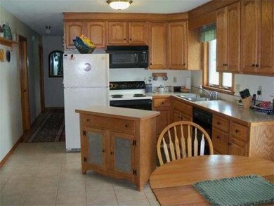 18 Settright Rd, South Deerfield, MA 01373 - photo 5