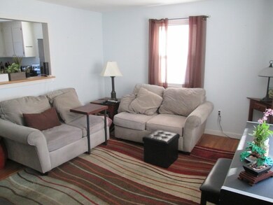 11 Winthrop St, Peabody, MA 01960 - photo 3