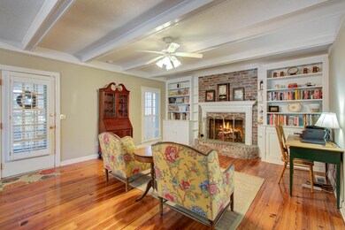1027 Grand Concourse St, Charleston SC (