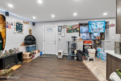 60 Catherine St, Albany, NY 12202 - photo 5