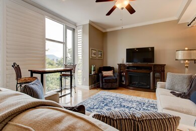 10-99 Walnut St #204-10