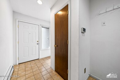 6915 Gemini Dr unit A-2, Anchorage, AK 99504 - photo 3
