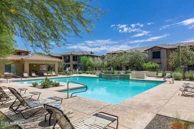 Emmons - 2425 W Bronco Butte Trl - Pool,