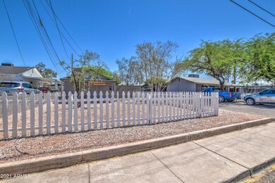 1801 N 25th Place, Phoenix, AZ 85008 - photo 2