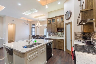 2401 Flipper Dr, Edinburg, TX 78541 - photo 3