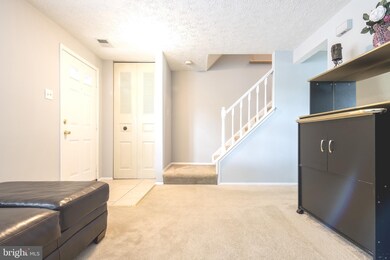 8335 Sperry Ct, Laurel, MD 20723 - photo 3