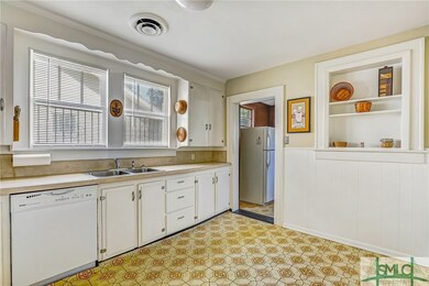 1314 E 50th St, Savannah, GA 31404 - photo 5