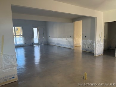 3618 W Evergreen St, Skiatook, OK 74070 - photo 5