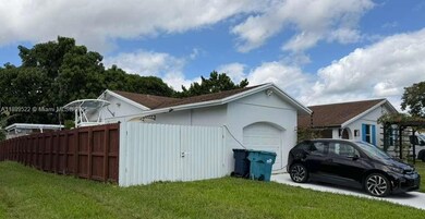 10761 SW 165th St, Miami, FL 33157 - photo 3