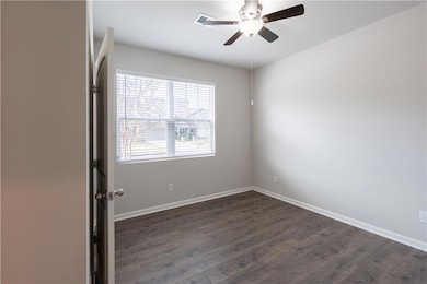 6872 Lake Overlook Ln, Flowery Branch, GA 30542 - photo 6