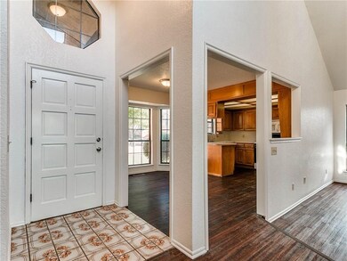 1512 NE 25th St, Moore, OK 73160 - photo 7