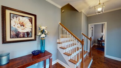 Foyer To Study Or Bedroom 4