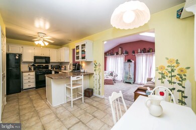 2453 Norrington Dr, Norristown, PA 19403 - photo 7