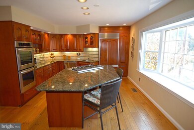 226 Little Falls St, Falls Church, VA 22046 - photo 3