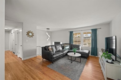 10314 W 73rd St, Shawnee, KS 66203 - photo 2