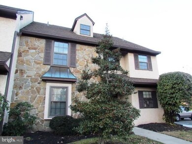 16 N Maple St unit H4, Woodbury, NJ 08096 - photo 3