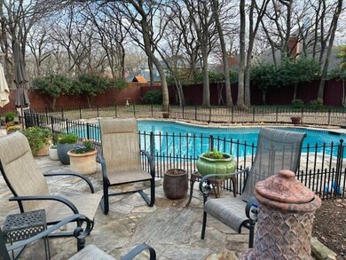 10 Oak Forrest Cir, Denton, TX 76210 - photo 4