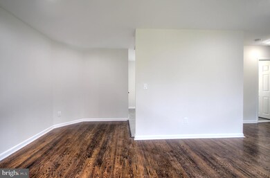 302 Mayfair Ave, Washington Township, NJ 08080 - photo 6