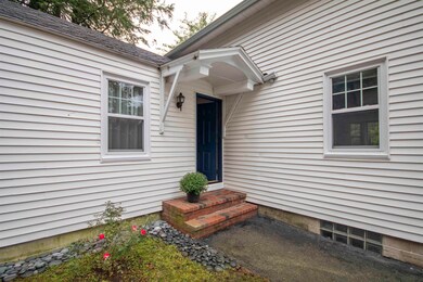 135 Amherst St, Nashua, NH 03064 - photo 4