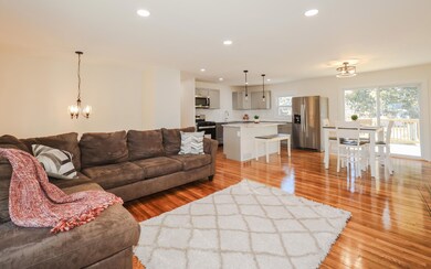 36 Meade St, Nashua, NH 03064 - photo 3