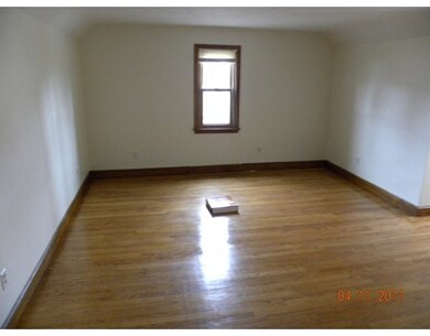 79 Laconia St, Ludlow, MA 01056 - photo 6