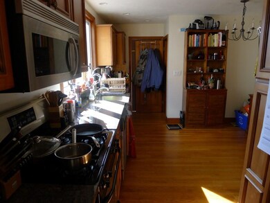 88 Grove St unit 88, Belmont, MA 02478 - photo 4