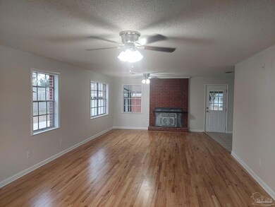 9505 Plymouth Ln, Cantonment, FL 32533 - photo 5