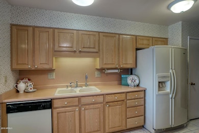 10016 W Oakmont kitchen 2