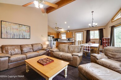 139 Schochs Mill Rd, Blakeslee, PA 18610 - photo 2