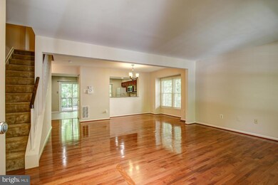 3730 Angelton Ct, Burtonsville, MD 20866 - photo 3