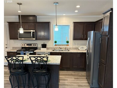 1025 S 6th St unit 78, Harrisburg, OR 97446 - photo 4