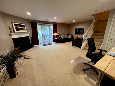 202 Brookside Dr, Andover, MA 01810 - photo 4