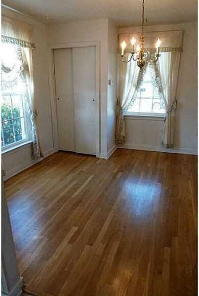 Dining Room. hardwood flooring throughout.