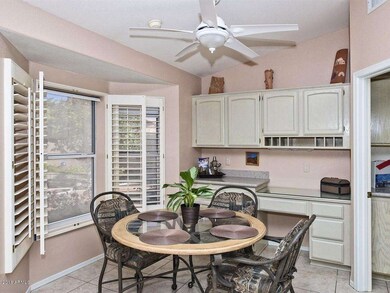 003_Kitchen Nook