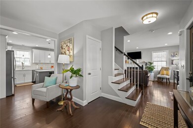 489 Lucille St, Woonsocket, RI 02895 - photo 7