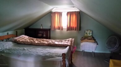 573 Suscon Rd, Pittston, PA 18640 - photo 7