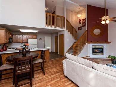 3925 Waterview Ct SW, Cedar Rapids, IA 52404 - photo 2