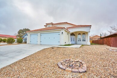 18220 Deauville Dr, Victorville, CA 92395 - photo 2