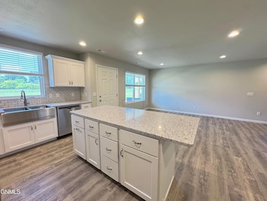 462AA652-4859-4996-B907-6DD6B52DEBBB